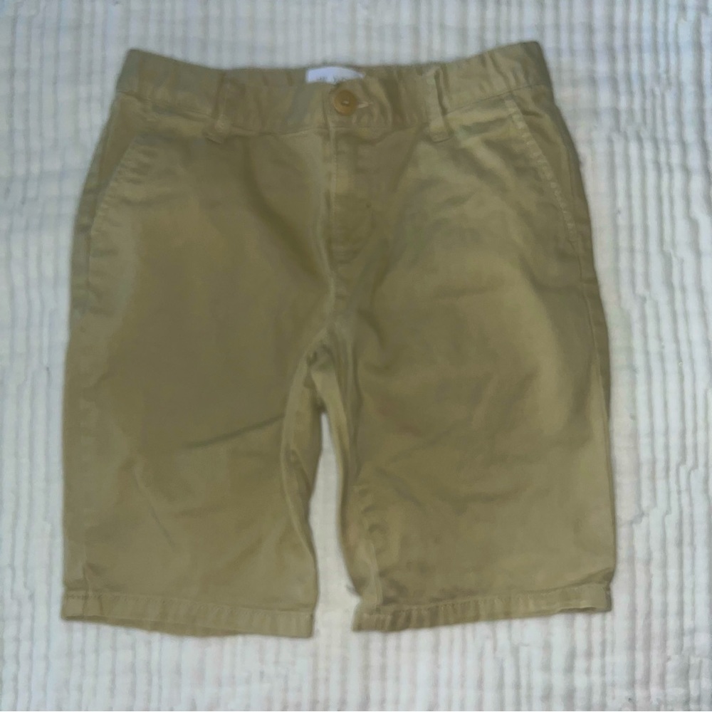 Children’s Place girls 10 khaki bermuda shorts - uniform